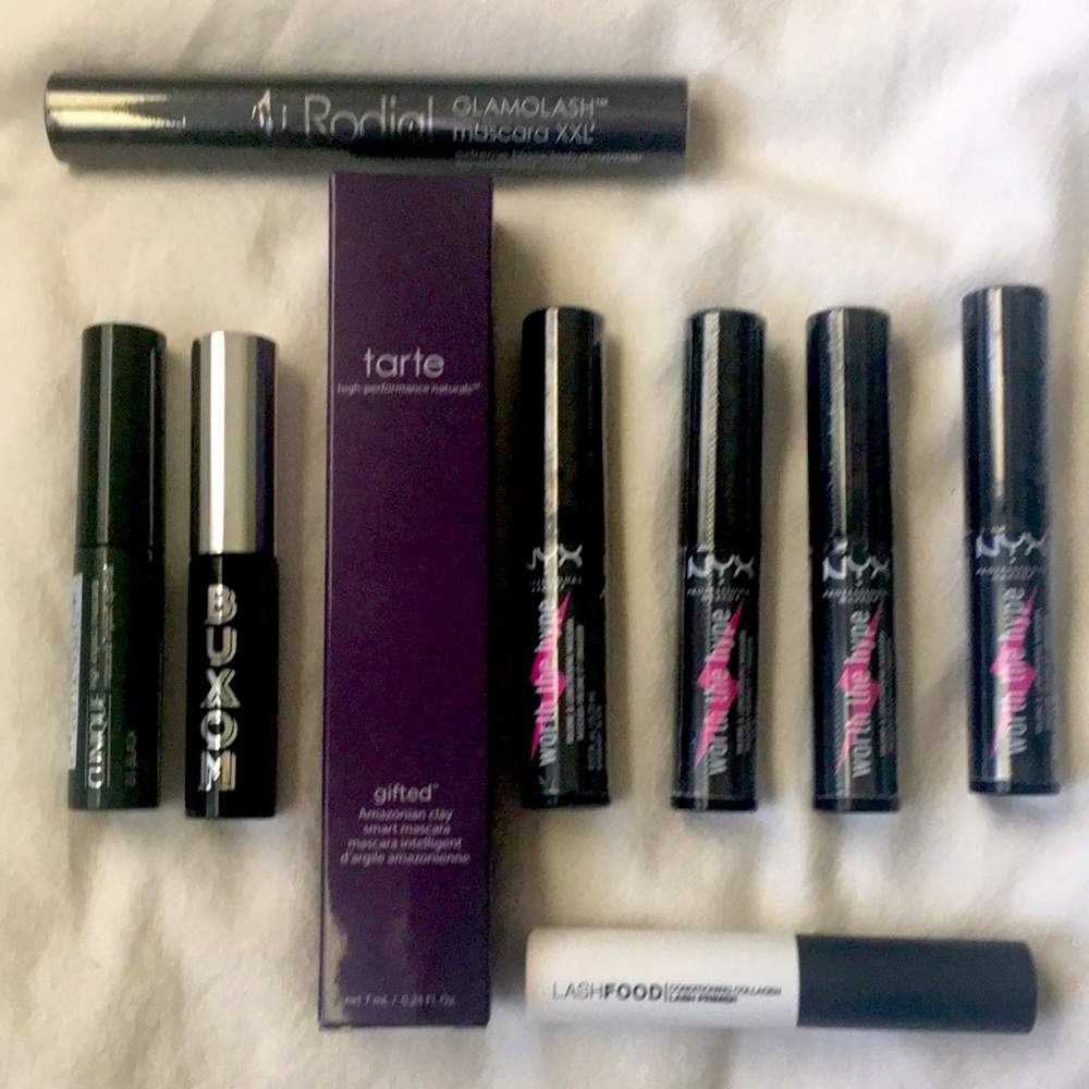 Beauty bundle of full and trial size mascaras
